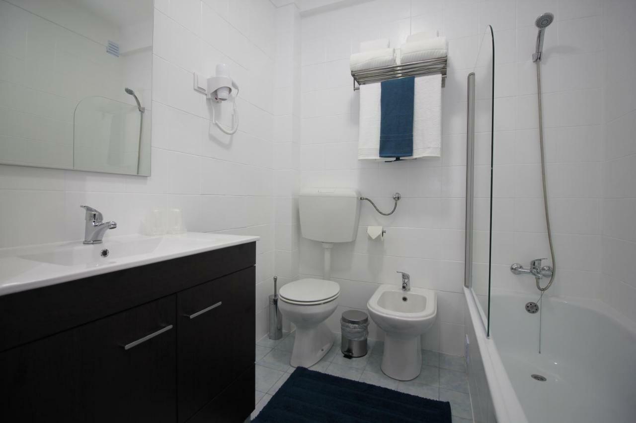 Apartamentos Gaivota Holidays Nazare Ngoại thất bức ảnh